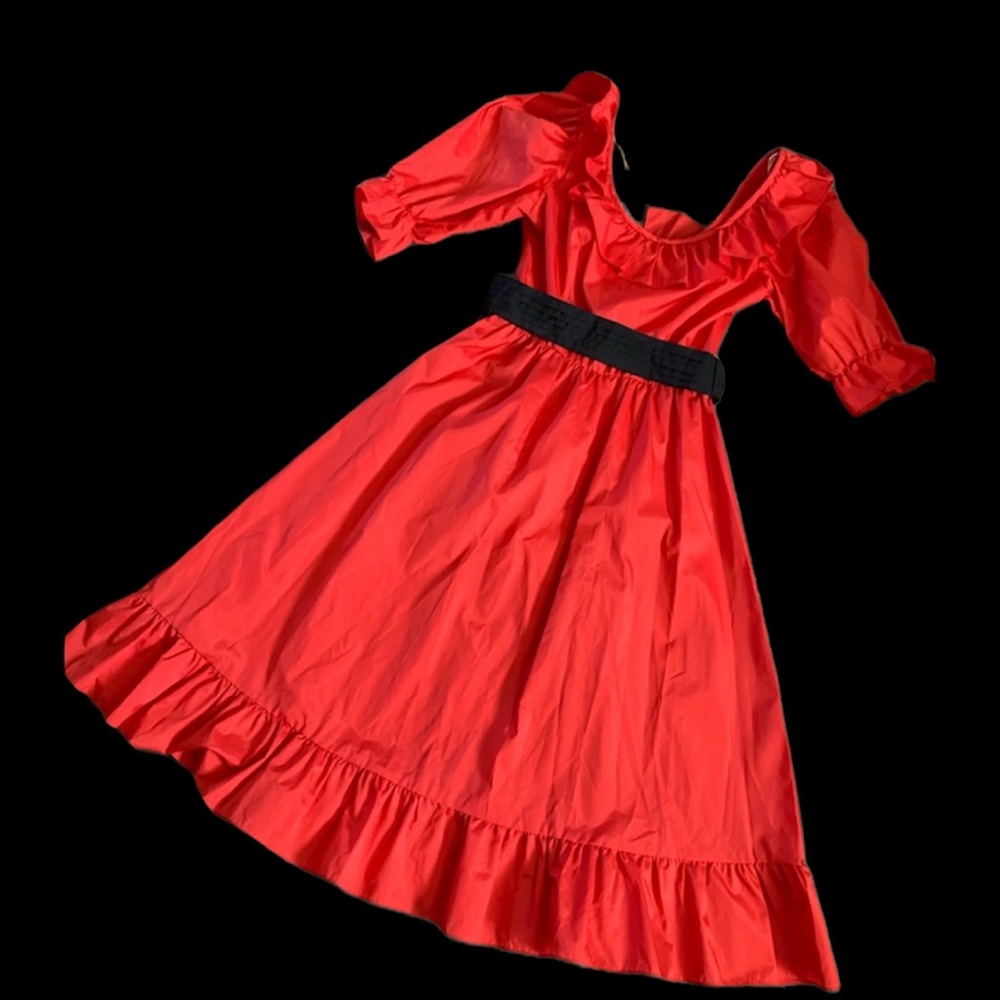 Vintage taffeta red dress with black belt
